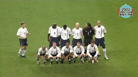 意大利网球好手辛纳双管齐下，成功晋级戴维斯杯半决赛挑战澳大利亚队